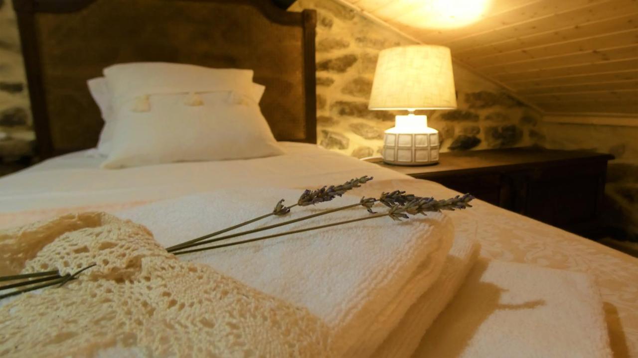 Casa Da Laja - Casas De Villar- Rural Experience Vilar de Amargo Dış mekan fotoğraf